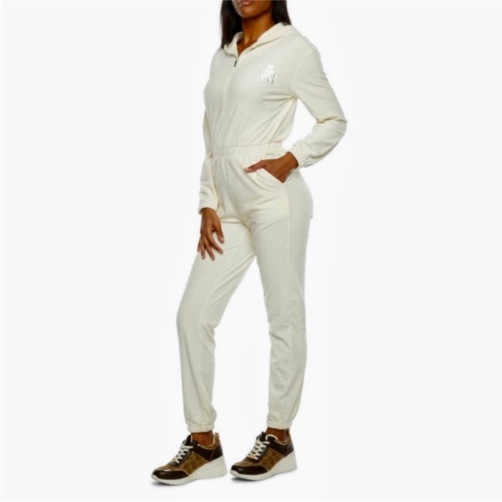 Juicy Couture Velour Long Sleeve Jumpsuit One Piece Suit hood Cream Pebble large - Picture 1 of 8